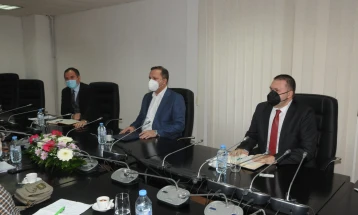 Средба на Спасовски со претставници на групацијата за оружје при Стопанската комора