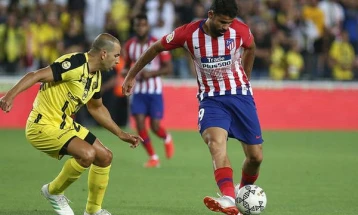 Коста може да ja продолжи кариерата во Арсенал