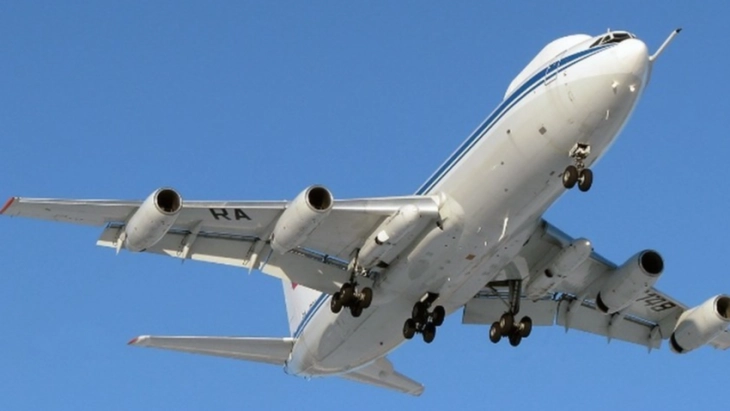 Научници тврдат дека нашле решение за штетните гасови од авионите