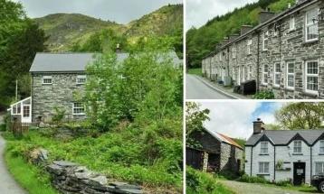 Село во Велс се продава за милион фунти