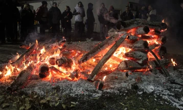 Растурен собир покрај оган во Орман, приведени учесниците