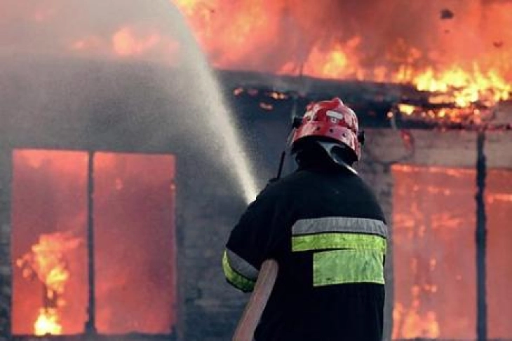 Пожар во дом за стари лица во Шпанија, една жена загина, 18 повредени