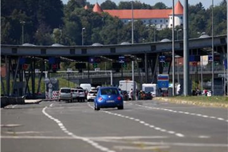 Словенечките полицајци во штрајк од утре