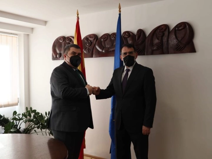 Министерот Маричиќ се сретна со претседателот на Уставниот суд, Мурати