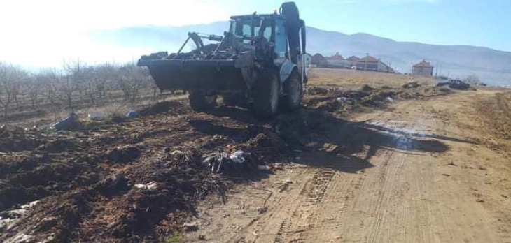 Исчистена дивата депонија во делчевската населба Милково Брдо