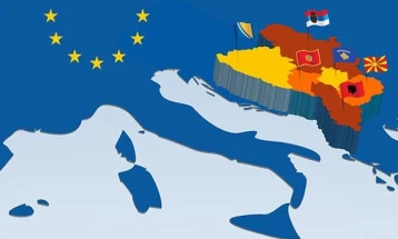 Словенија сака да организира самит ЕУ-Западен Балкан