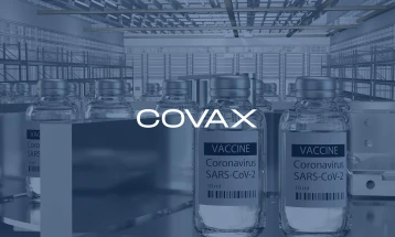 Првите вакцини преку КОВАКС испорачани на Гана