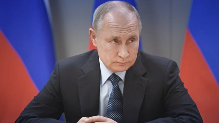 Путин: Во Русија лани забележана активност на над 400 агенти на тајните служби