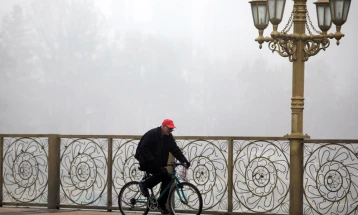 Сончево и топло со услови за слаба утринска магла