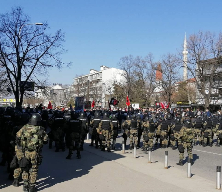 Протест за „Монструм“ (ВО ЖИВО)