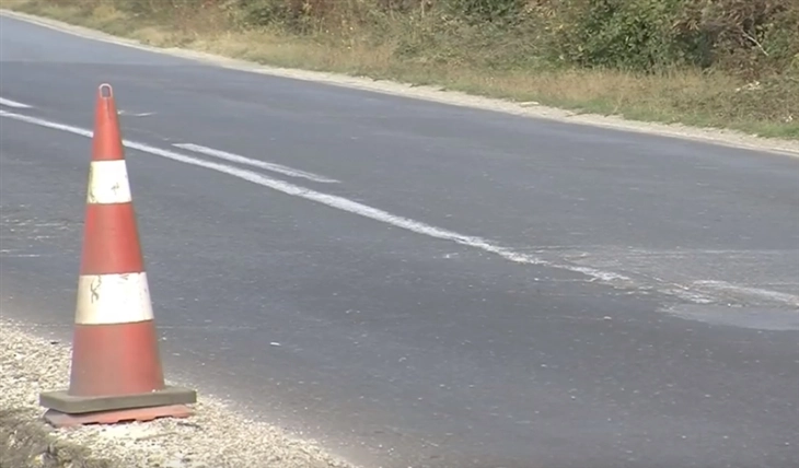 Дваесетминутен прекин на сообраќајот на патот Кичево - Охрид, кај Врбјани