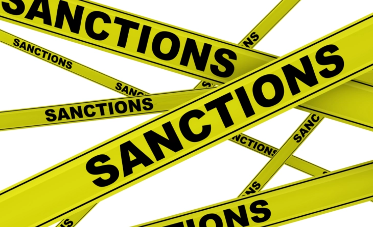 Бајден ги продолжи санкциите против Русија за уште една година поради Крим