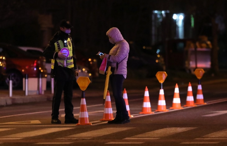 Дваесет прекршувања на забраната за движење, 417 санкции за неносење маска