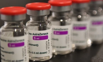 АстраЗенека го смени името на вакцината во „Ваксзервија“