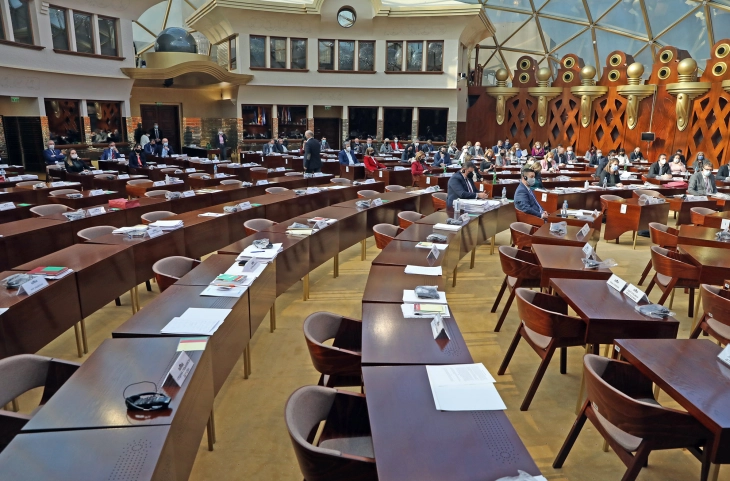 Собранието расправаше за измени и дополнувања на Законот за мобинг