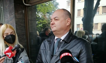 „Правда за штедачи“ поднесе барање за оставка на ДКСК, Ивановска им порача дека сочувствува со штедачите