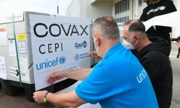 УНИЦЕФ: Земјите од Г7 да донираат вакцини на Ковакс програмата