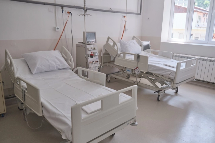 На инфективните одделенија во земјава се лекуваат вкупно 457 пациенти, слободни кревети има