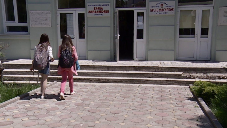 Во Куманово до 31 мај запишани над 900 првоодделенци