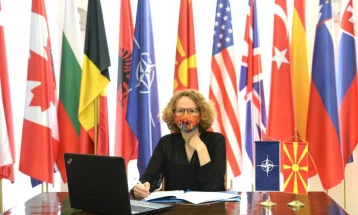 Шекеринска: Десет НАТО-сојузници меѓу кои и Северна Македонија стартуваат нова ера во обуката на воени пилоти