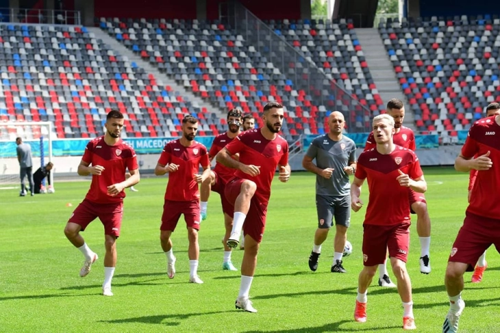 ЕВРО 2020: Македонските фудбалери го одработија утринскиот тренинг