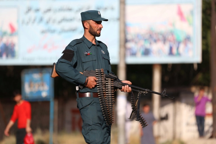 Напад врз претседателската палата во Кабул