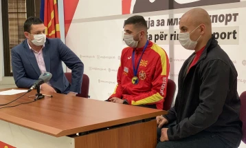 Мојсовски: Георгиевски е идол и нова ѕвезда на македонскиот спорт