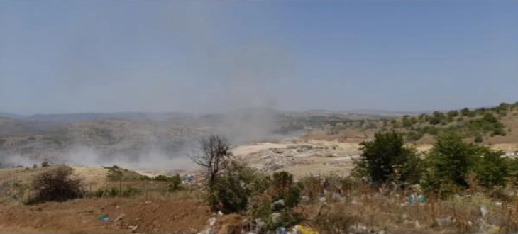 Изгаснат пожарот кај Велес во близина на Градската депонија