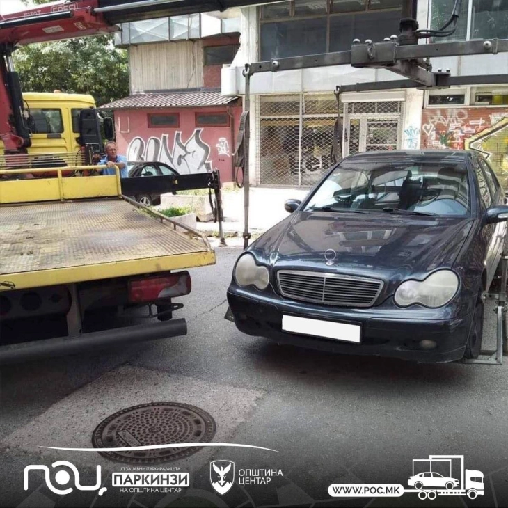 За една недела санкционирани 182 непрописно паркирани возила на територија на Општина Центар
