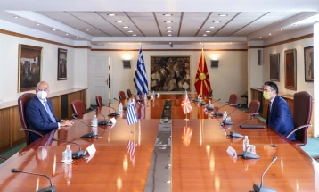 Димитров - Дендиас: Грција поддржува почеток на пристапни преговори на Северна Македонија со ЕУ