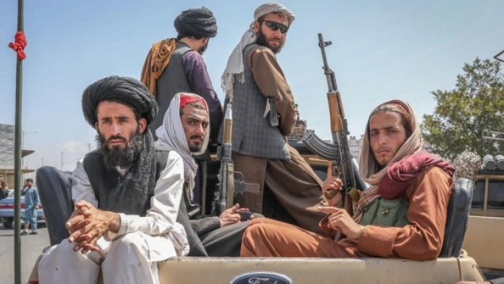 Ал Каеда им се придружи на Талибанците
