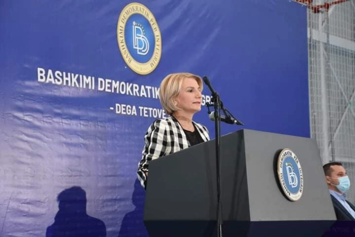 Tеута Арифи и официјално кандидат за градоначалник на Тетово