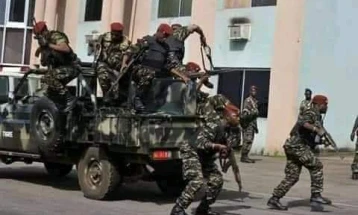 Во Гвинеја објавен национален полициски час