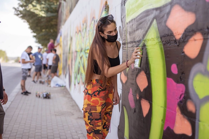 Викендов се одржа акција на цртање графити во Кисела Вода