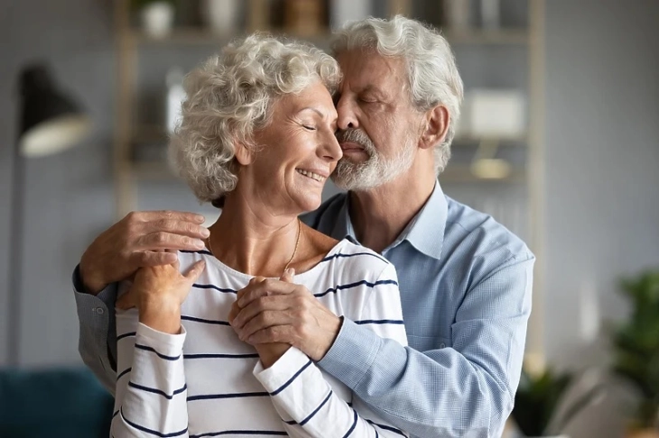 Сексуално активните луѓе со над 50 години имаат подобро помнење