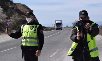 Приведен скопјанец, пронајдени тројца Кубанци, кои илегално влегле во државата