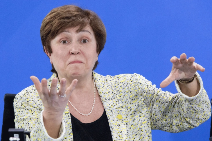 „Економист“ во редакциска колумна ја повика Кристалина Георгиева да се повлече од функцијата директор на ММФ