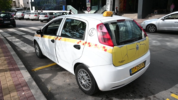 Штипските такси превозници од новиот локален совет ќе бараат повисоки цени на такси превозот