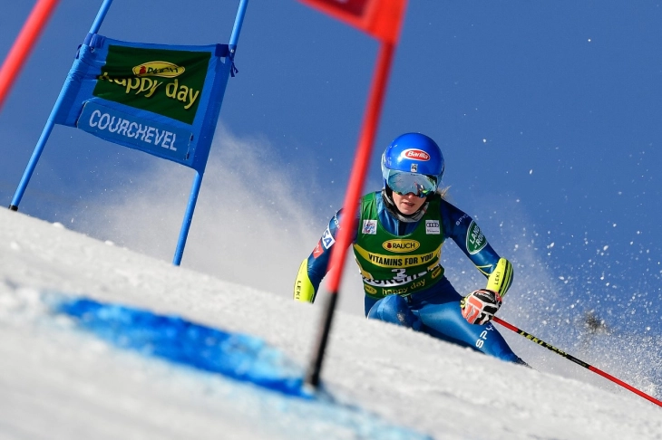 Шифрин најбрза на велеслаломот со кој се отвори новата скијачка сезона
