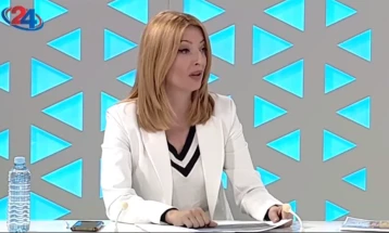Арсовска наводите дека има бугарско државјанство ги оцени како „срамни небулози“