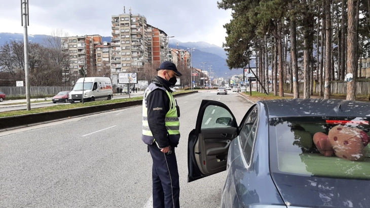 Засилена сообраќајна контрола во Тетово-откриени возила без сопирачки и возачи без дозволи