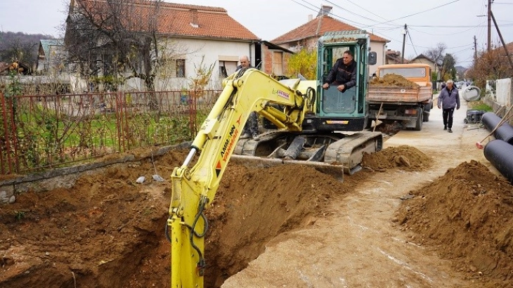 Почна изградбата на фекална канализација на улицата „Речиште“ во Драчево