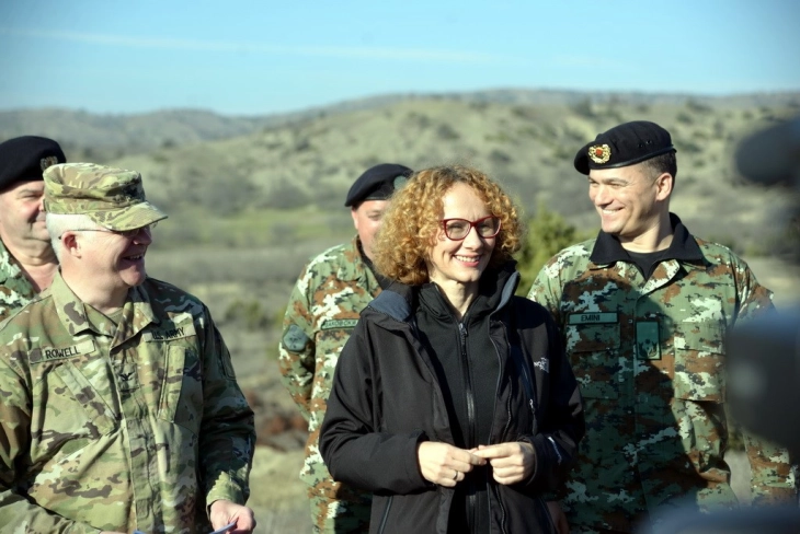 Шекеринска: Инвестиции за подобри услови во армискиот полигон Криволак