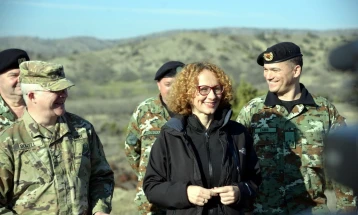 Шекеринска: Инвестиции за подобри услови во армискиот полигон Криволак