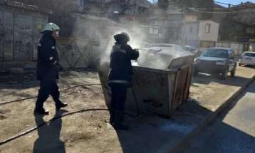 Во Велес викендов гореше уште еден контејнер за смет