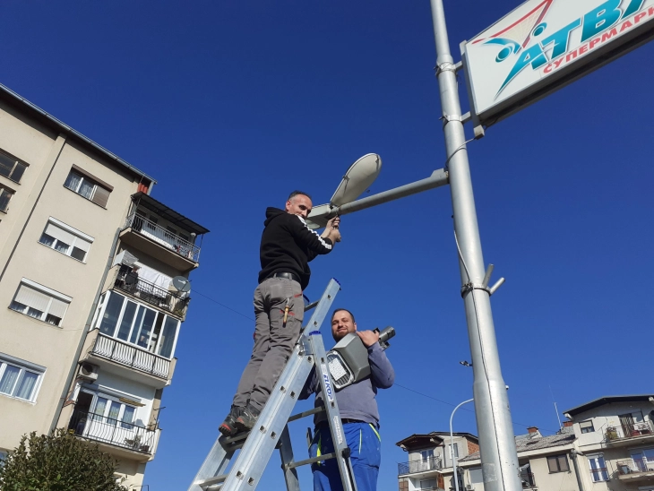Нови ЛЕД-светилки на поголемиот број улици во Кичево