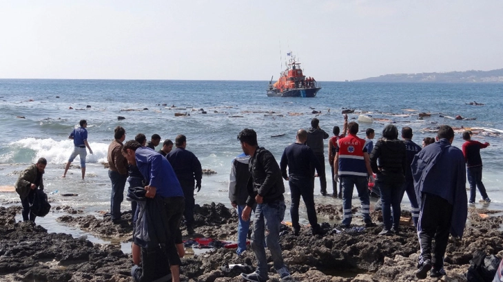 За 79 отсто намален бројот на бегалци и мигранти на грчките острови