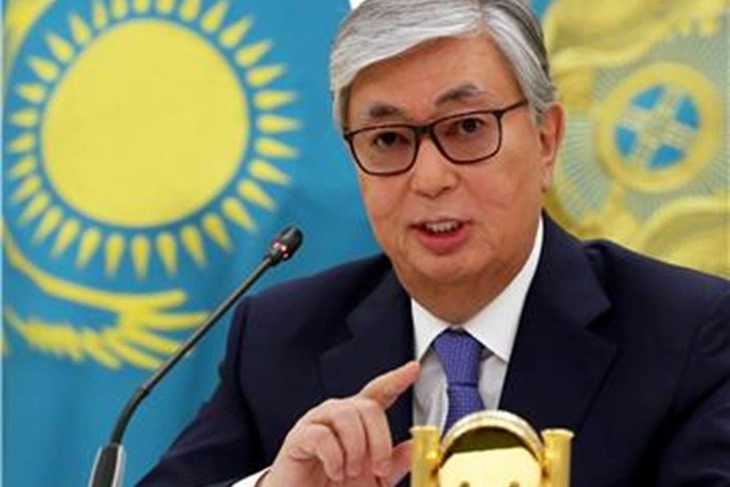Претседателот на Казахстан избран за нов лидер на владејачката партија