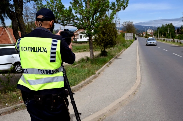 Санкционирани 83 возачи поради брзо возење на автопатот Куманово - Скопје - Велес