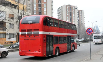 Автобусите на ЈСП од утре ќе возат по делничен зимски возен ред